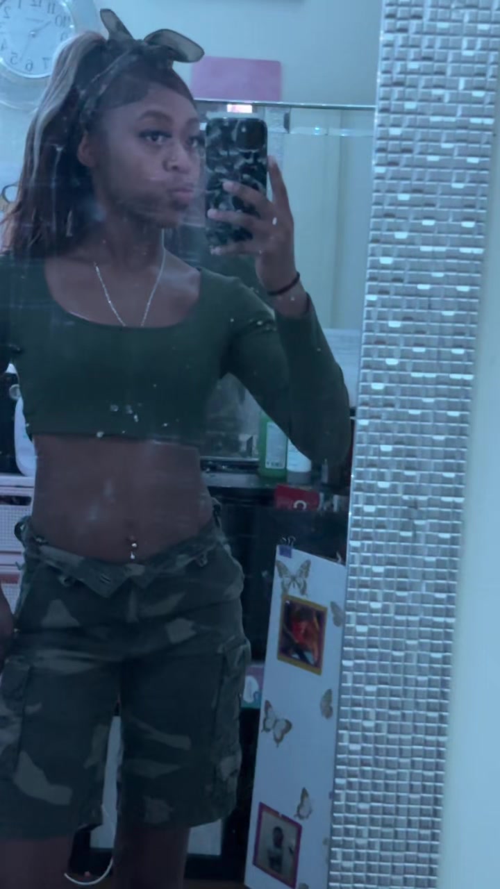 @tinyy 💋💸.