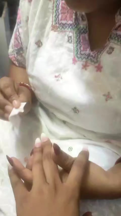 @khusbukamat1216