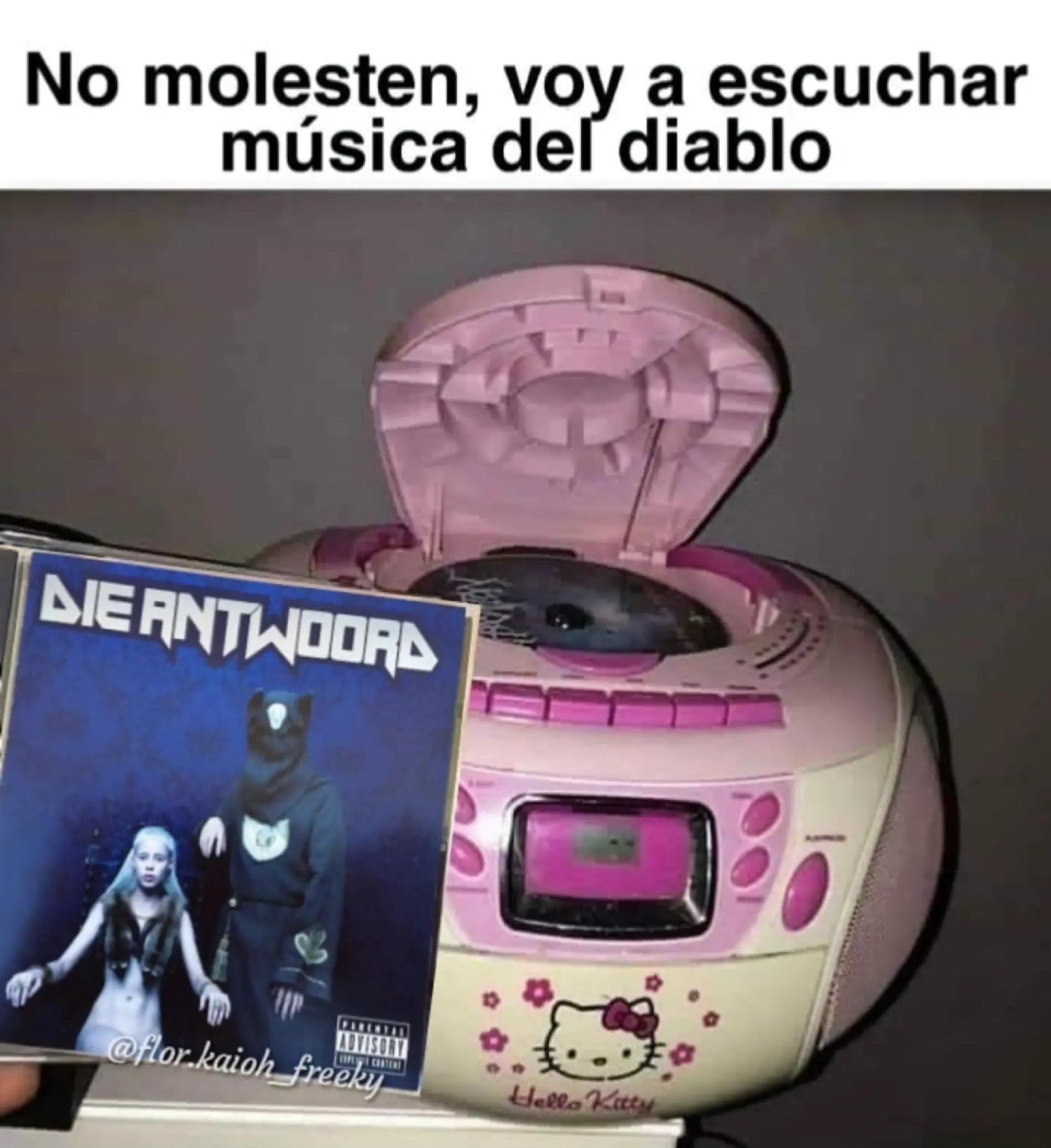 @ׅ⋆*｡✶ 𝔉𝘭𝘰𝘳 𝘓𝘎 🐁👽🖤