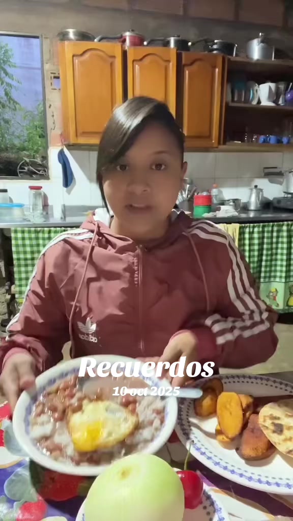 @𝗟𝗔𝗡𝗔𝗥𝗨 🫡💕