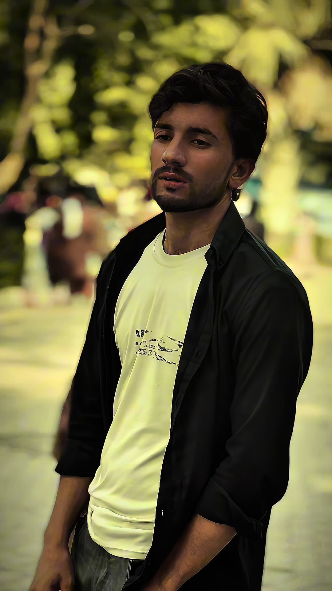 @iTs____YaسiR🦋
