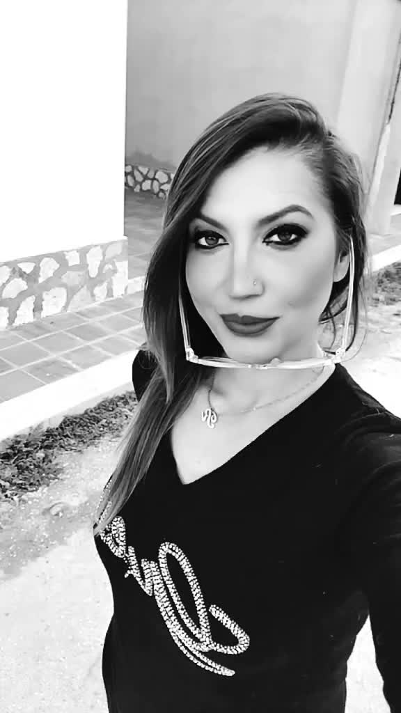 @Cristina the queen🥰