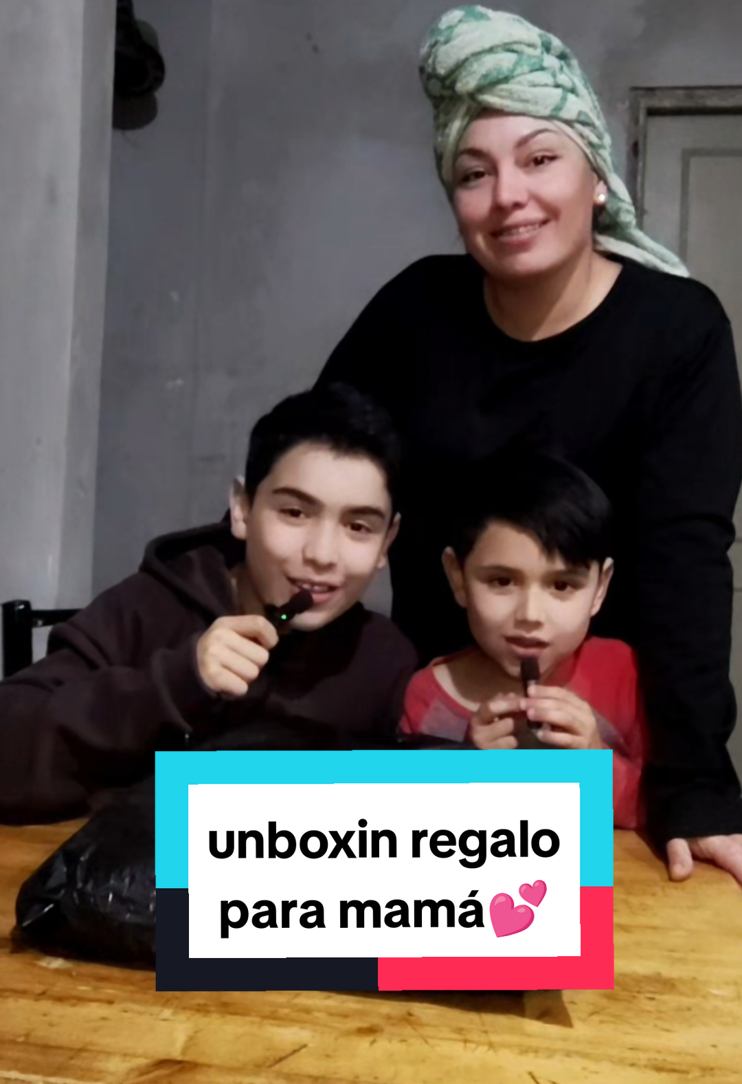 @iris velazquez