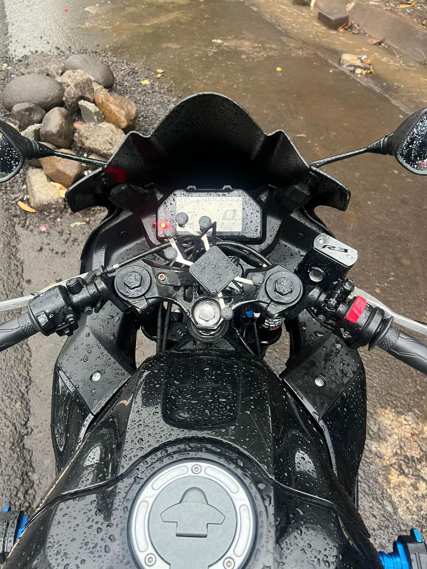 @De Le&oacute;n R6
