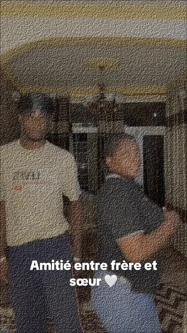 @Ak🧬🤍🧸🇨🇩