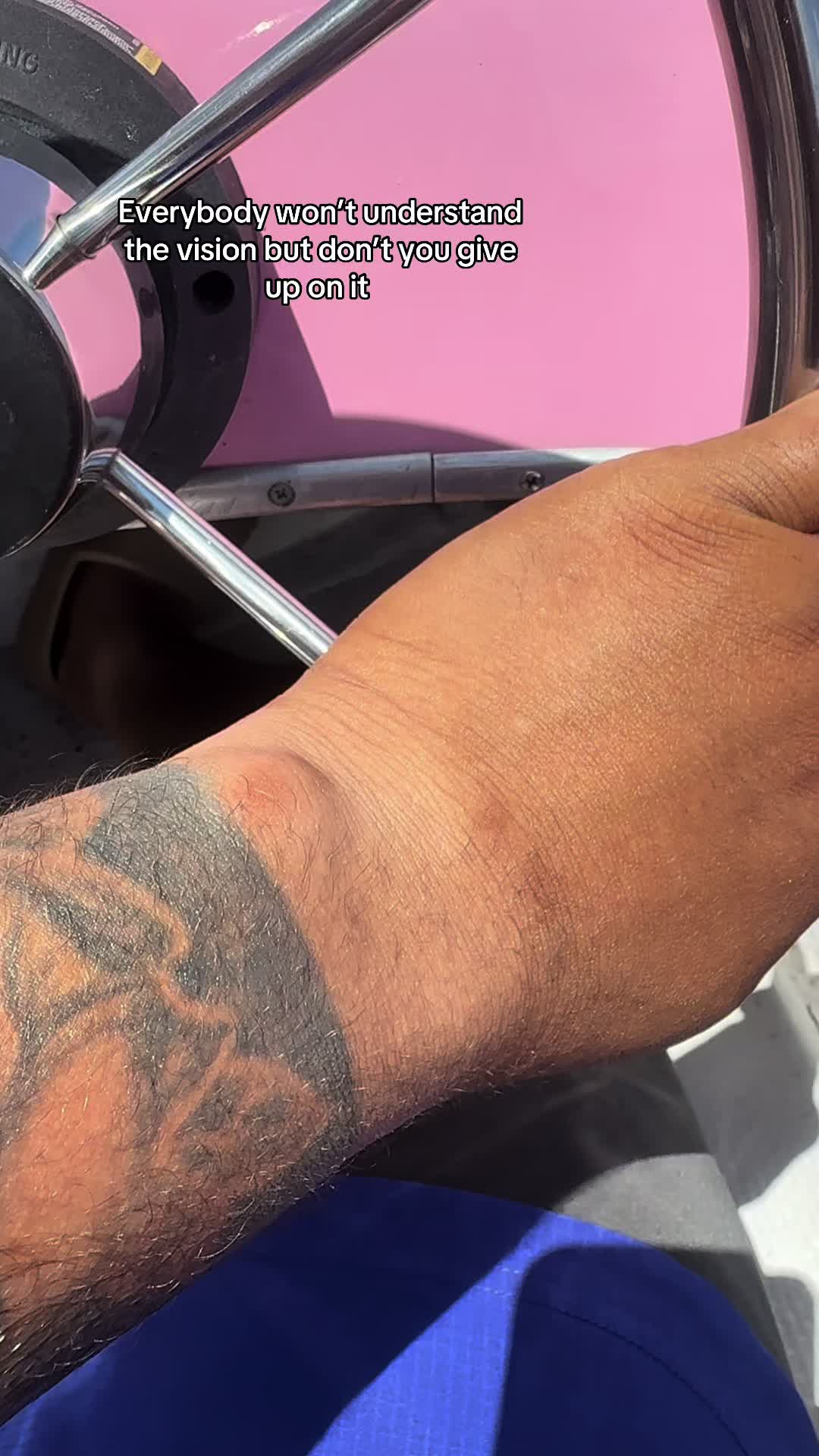 @beezyhendrixx