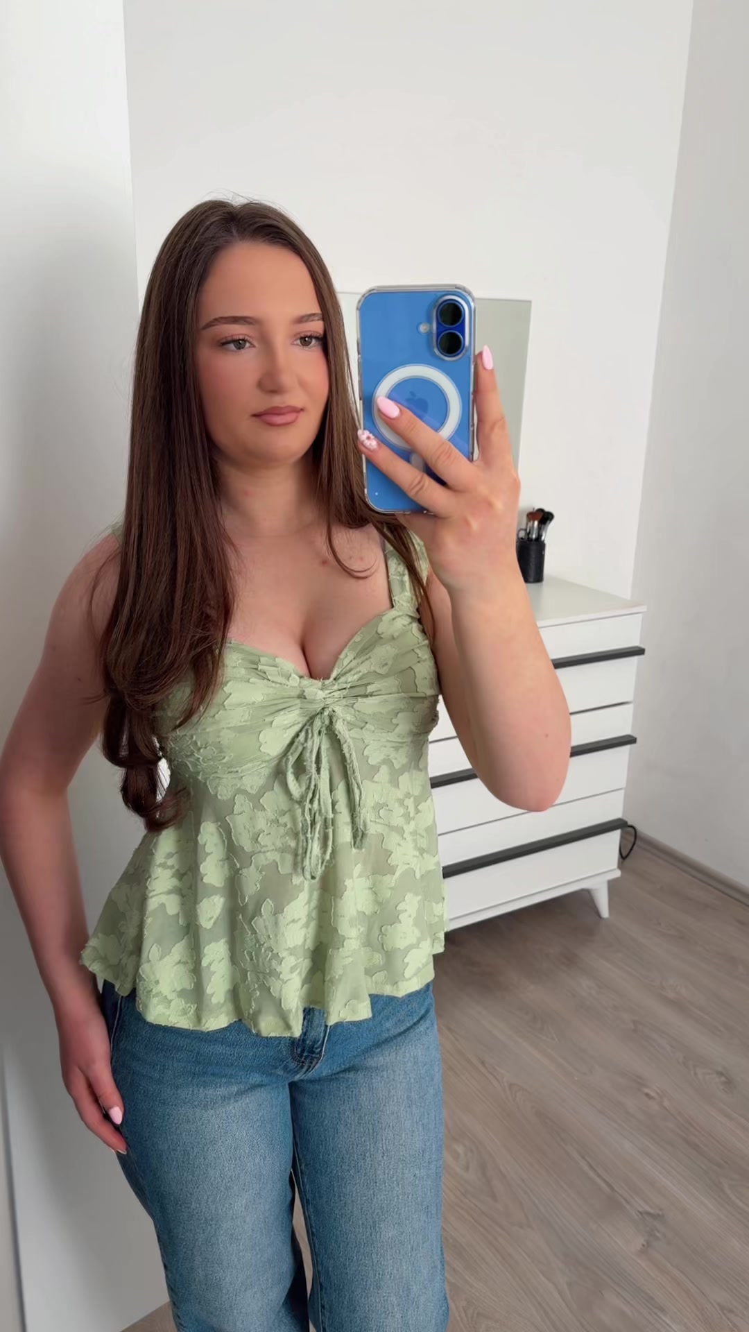 @e
