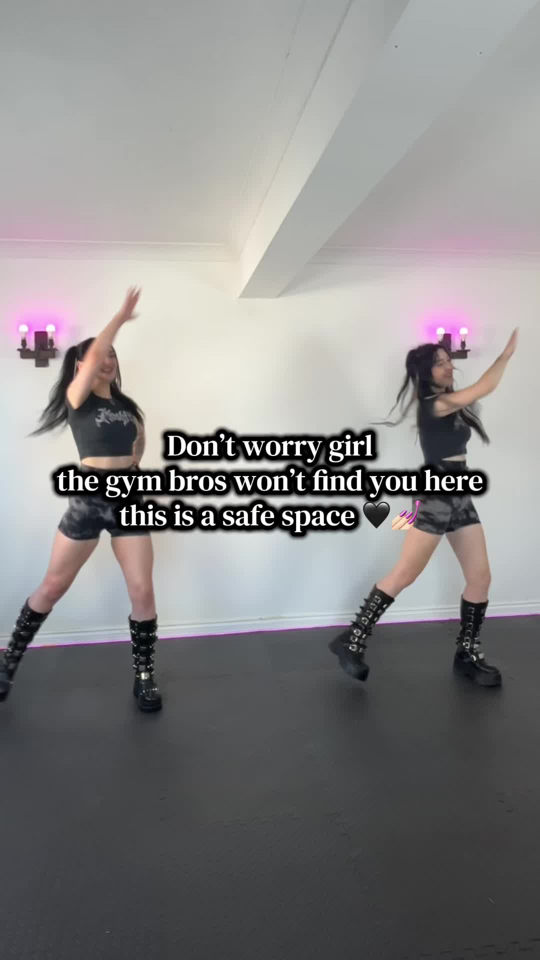 @MoshFitUK