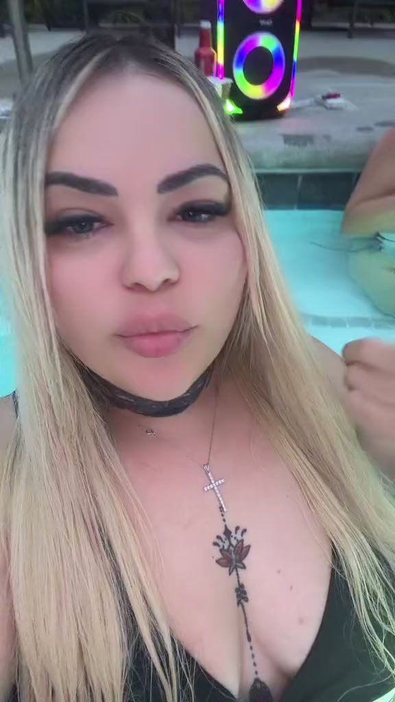 @🖤🦉LA RUBIA🥥❤️