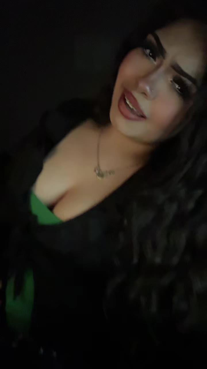 @𝐋𝐈𝐙𝐙𝐘. ꨄ
