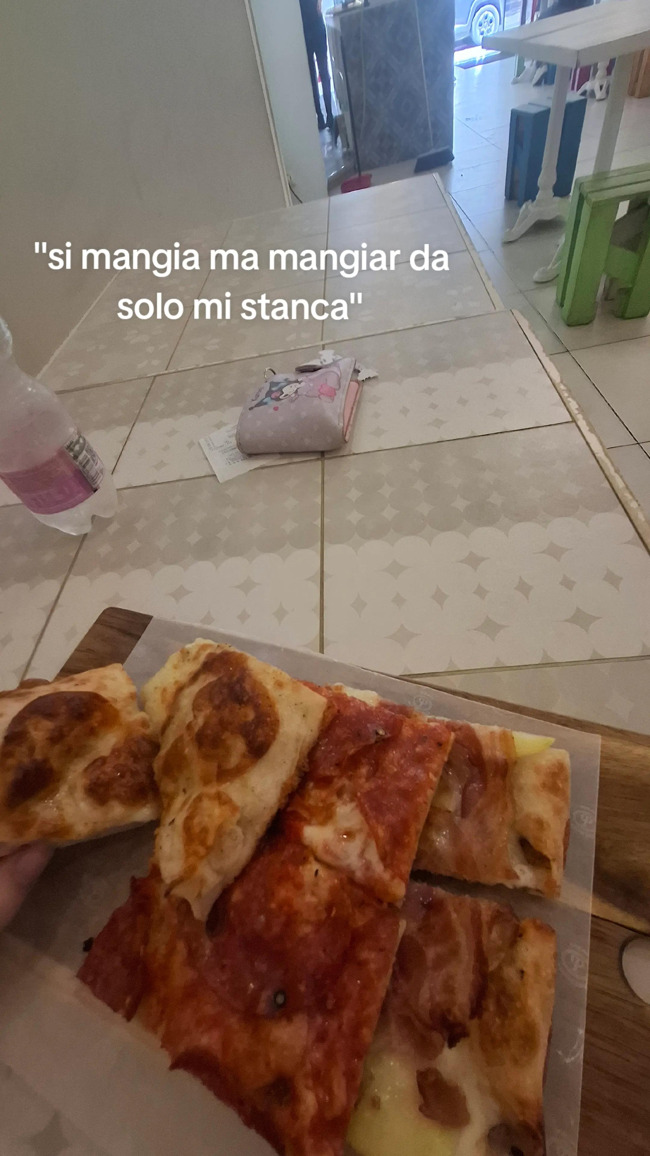 @👤