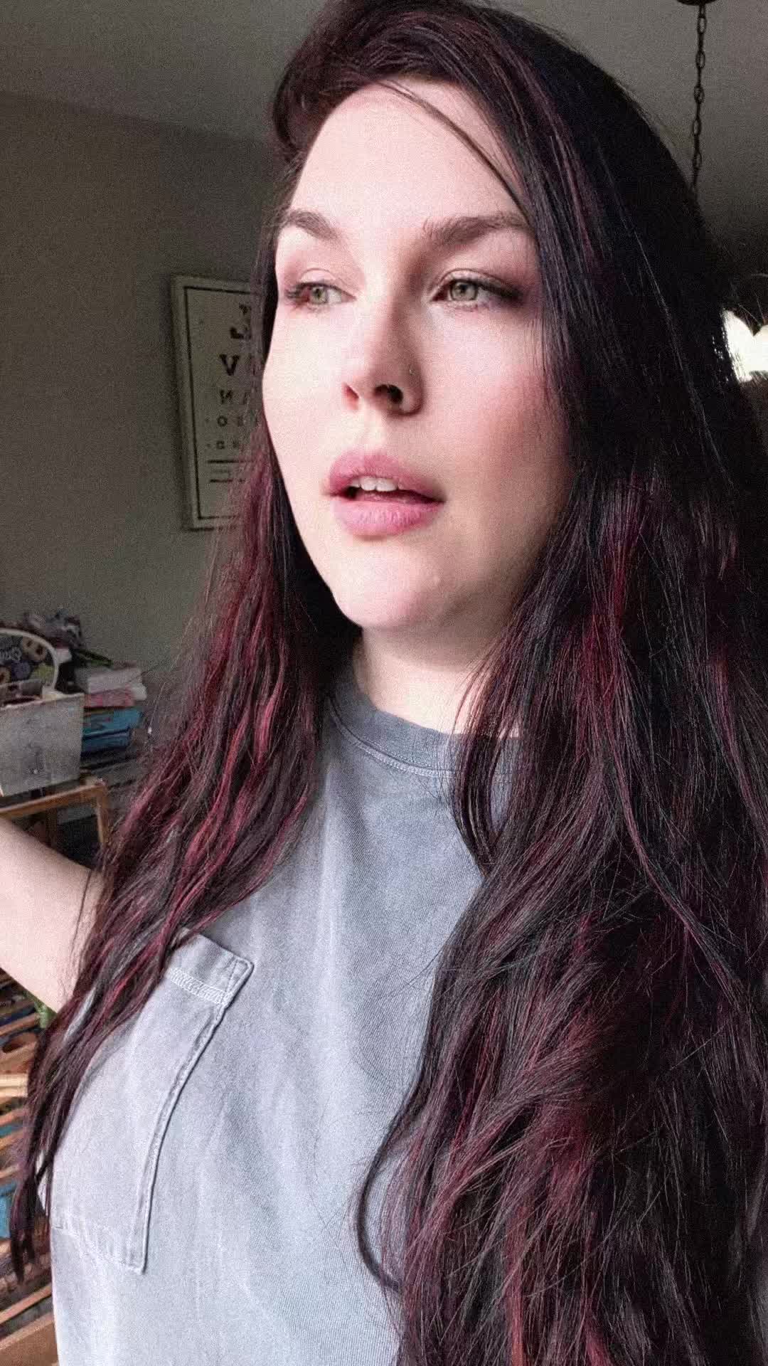 @Kyla💚💜