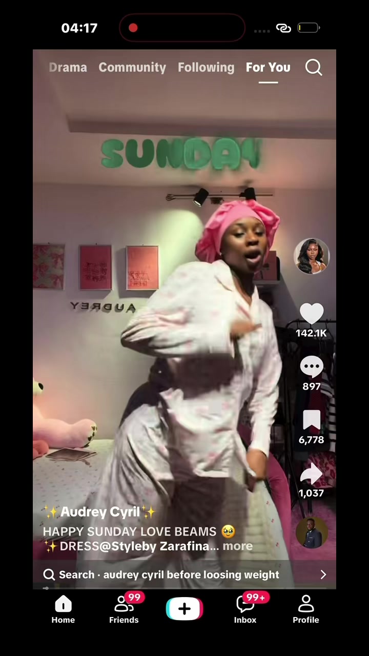 @Everything-plus-size🛍️🔌