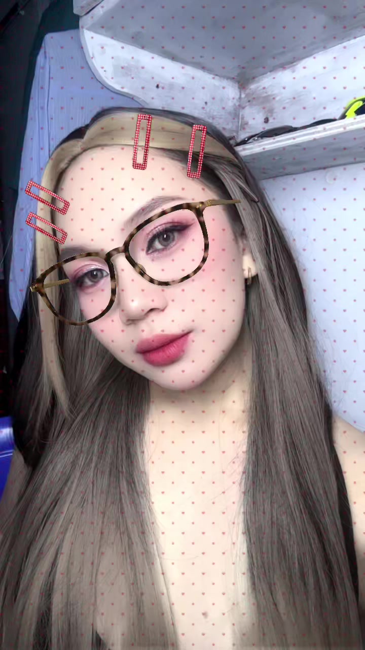 @MakeupbyWilla
