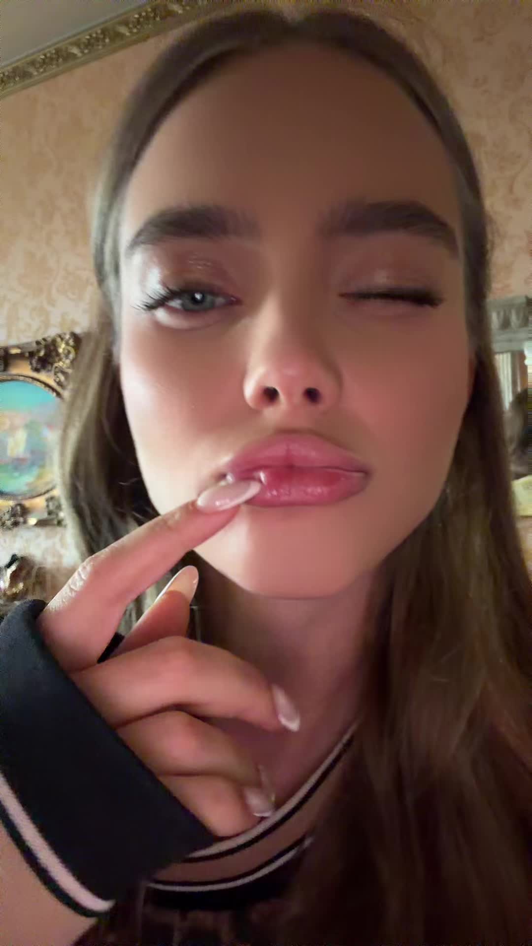 @miss.izraya