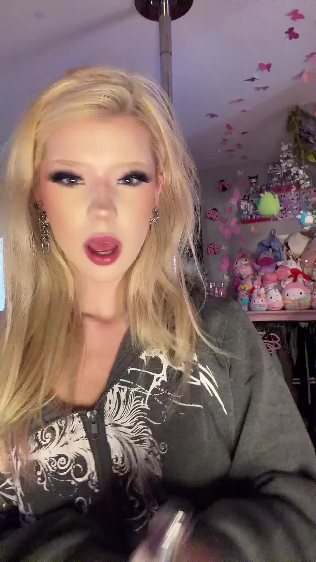@ashy 🪽