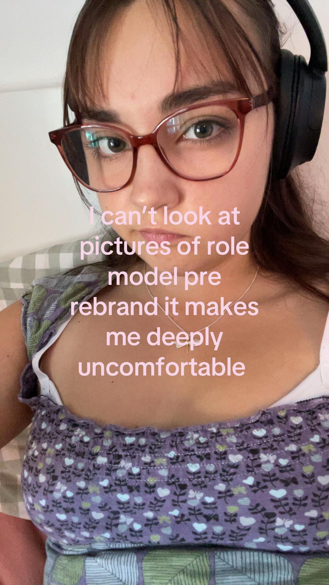 @ella⋆˚꩜｡