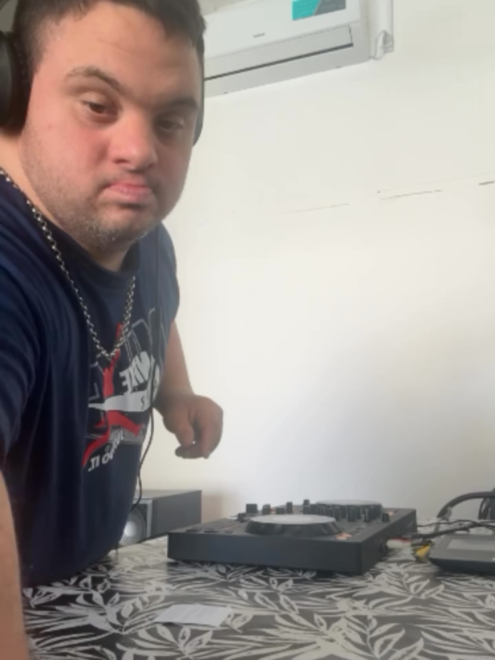 @Iamnotpalmbeachpete