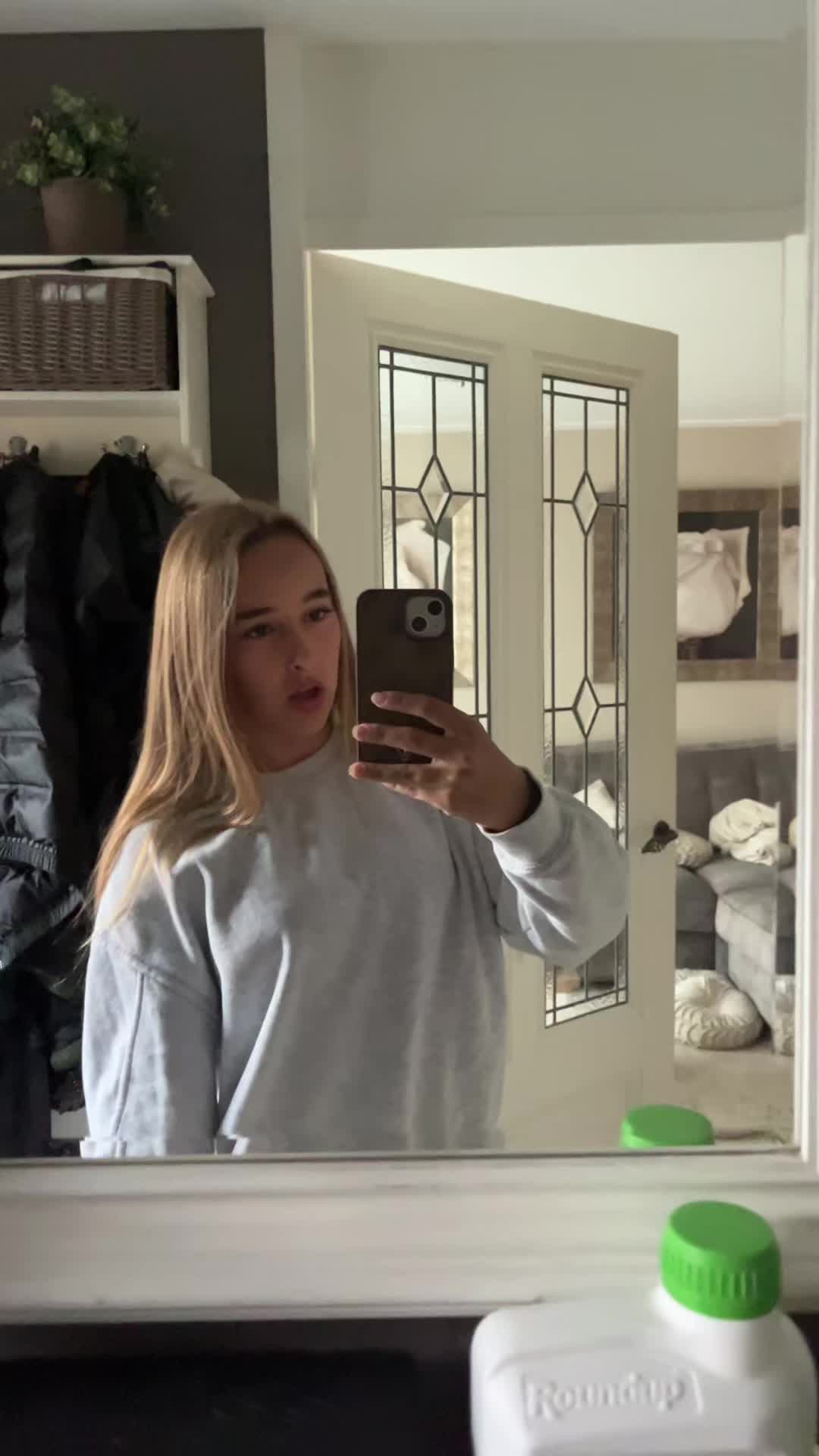 @𝐦𝐞𝐱𝐱𝐢𝐞“🪷
