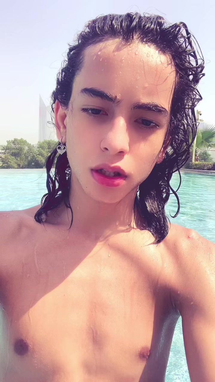 @Sorenakmr