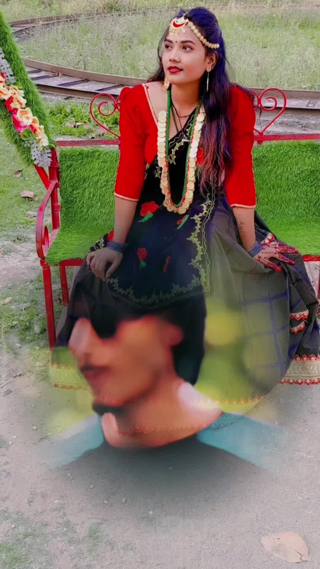 @lovely Anisha 44