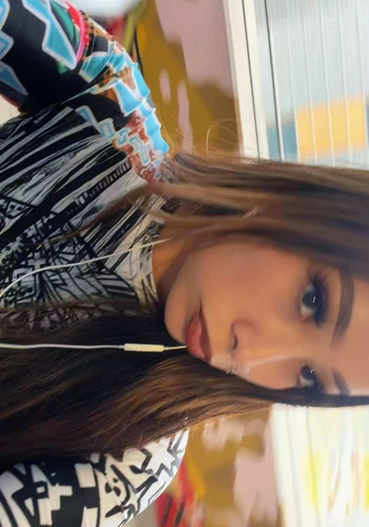 @Flo<3
