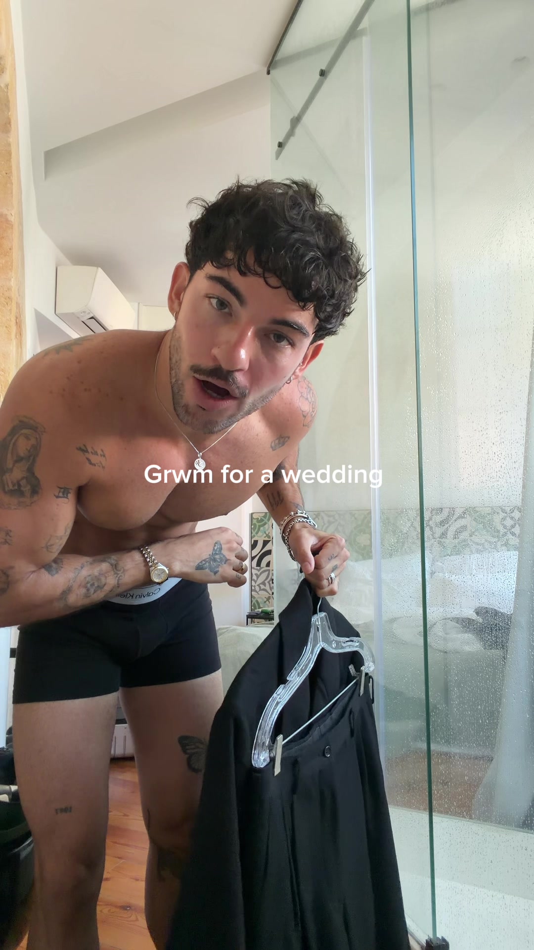 @Luis
