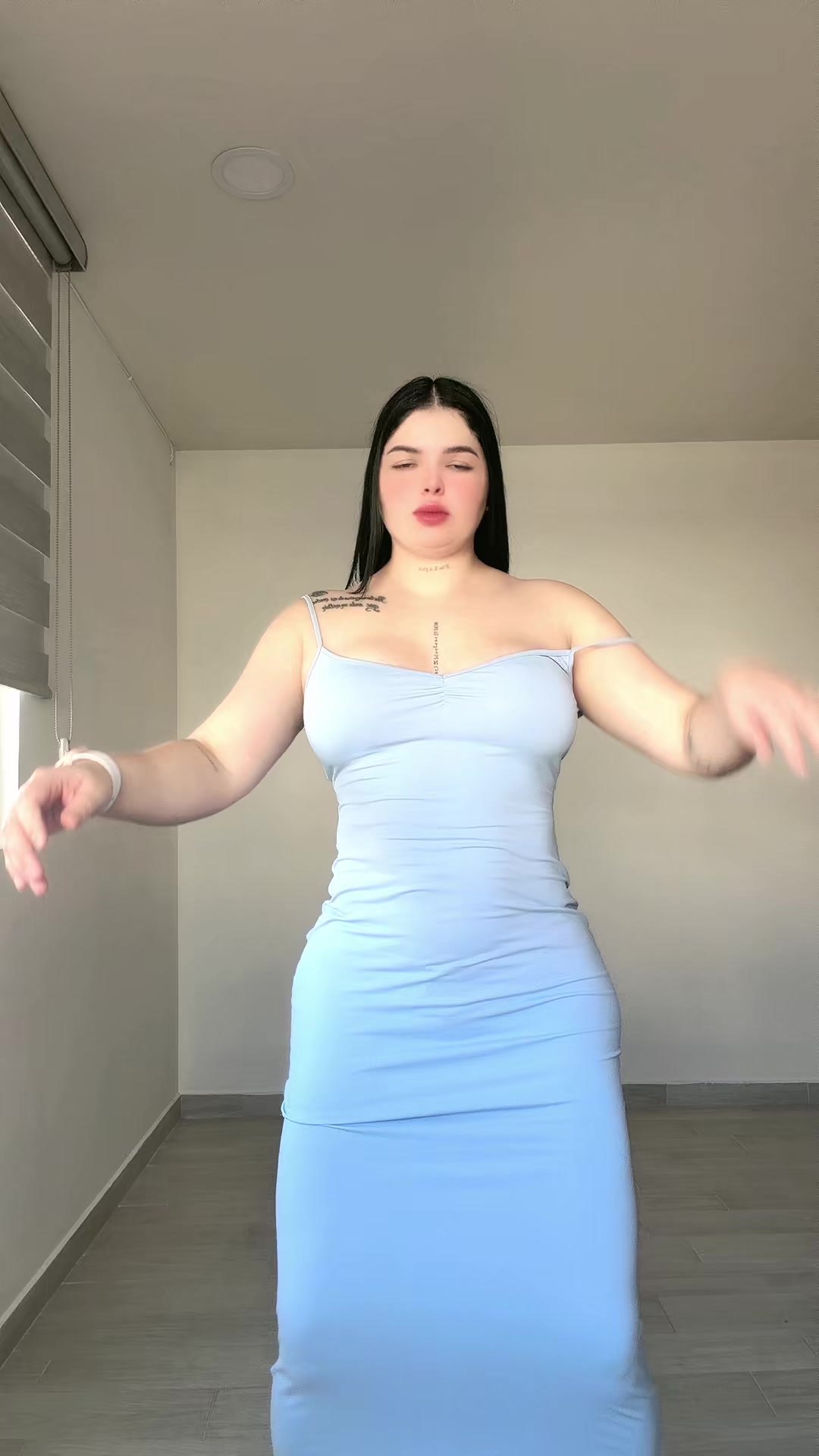 @𝔏𝔬𝔲𝔦𝔰𝔞