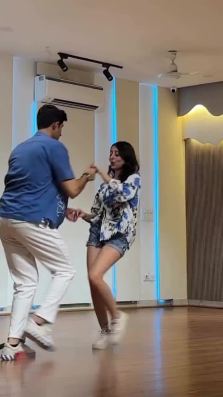 @CRAZY DANCING FACTORY💃🏿🕺