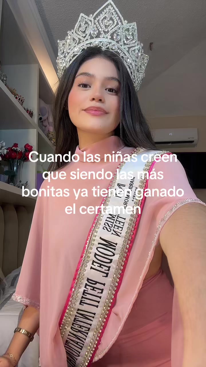 @miavarela.mx_