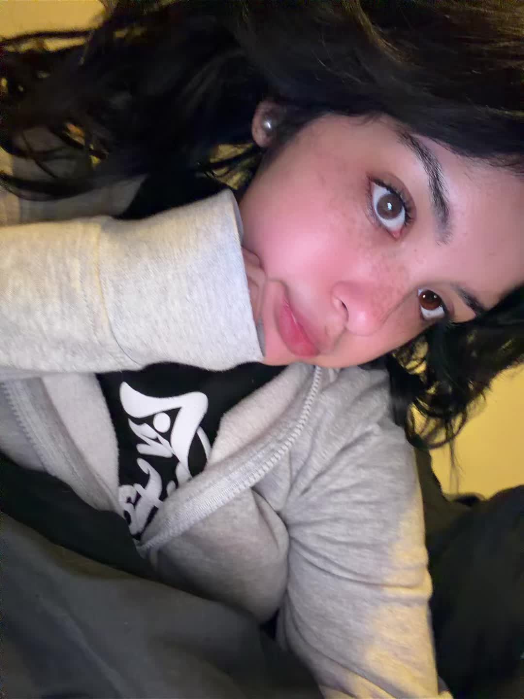 @arielala