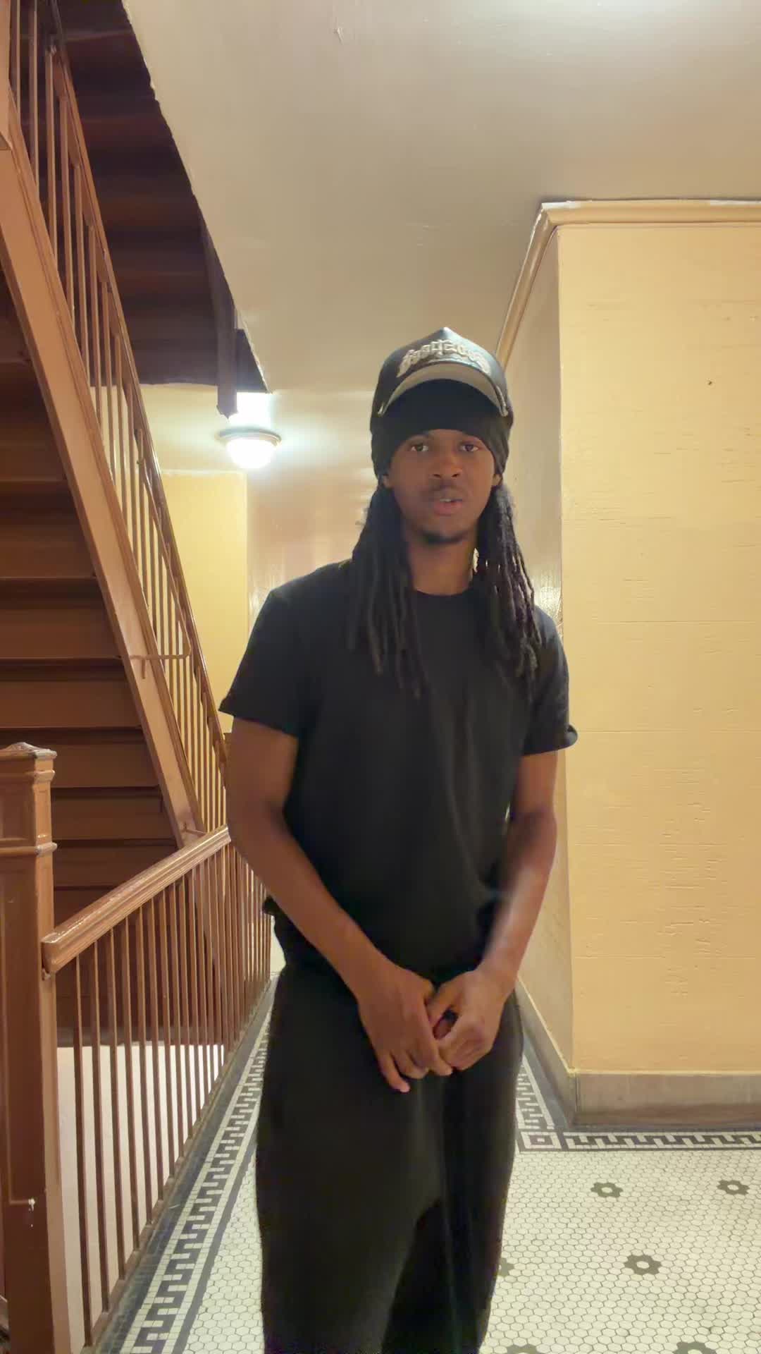 @7