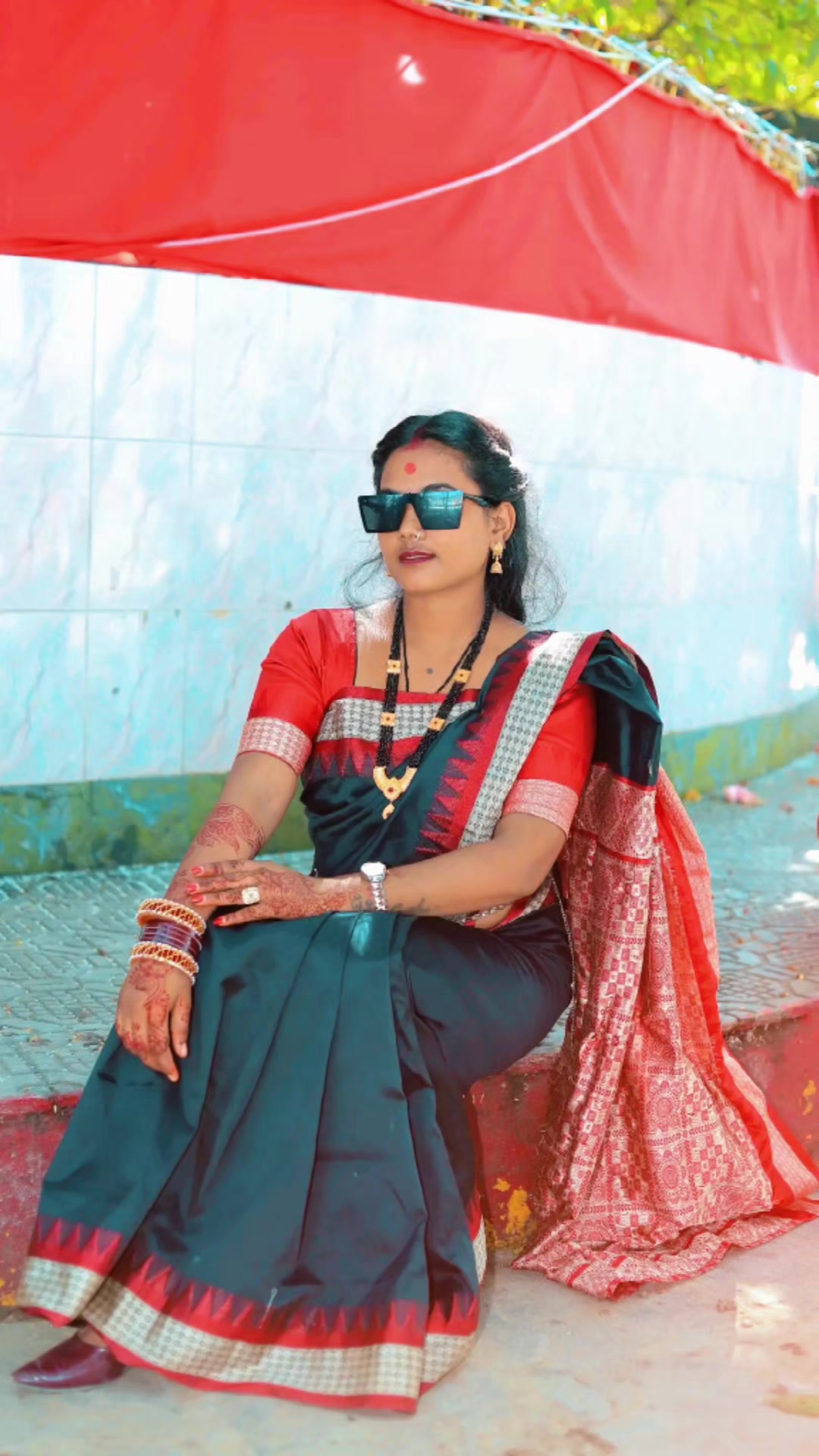 @lovely Anisha 44