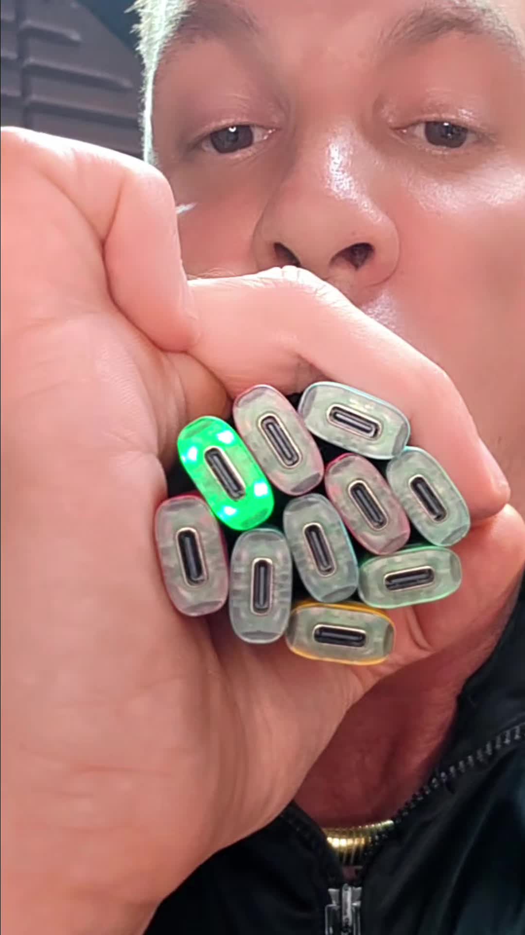@Strechedurhole