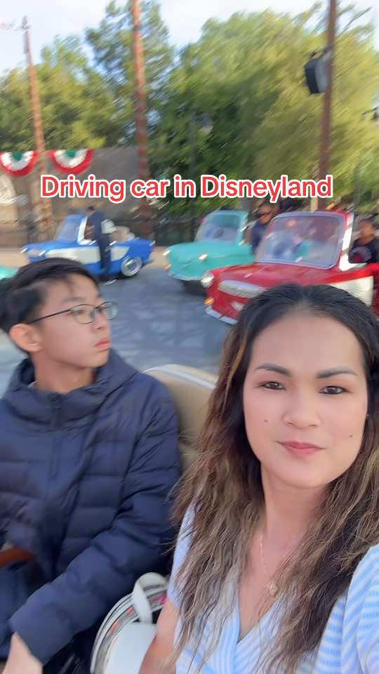 @Ellen Ellie 🇺🇸🇰🇭