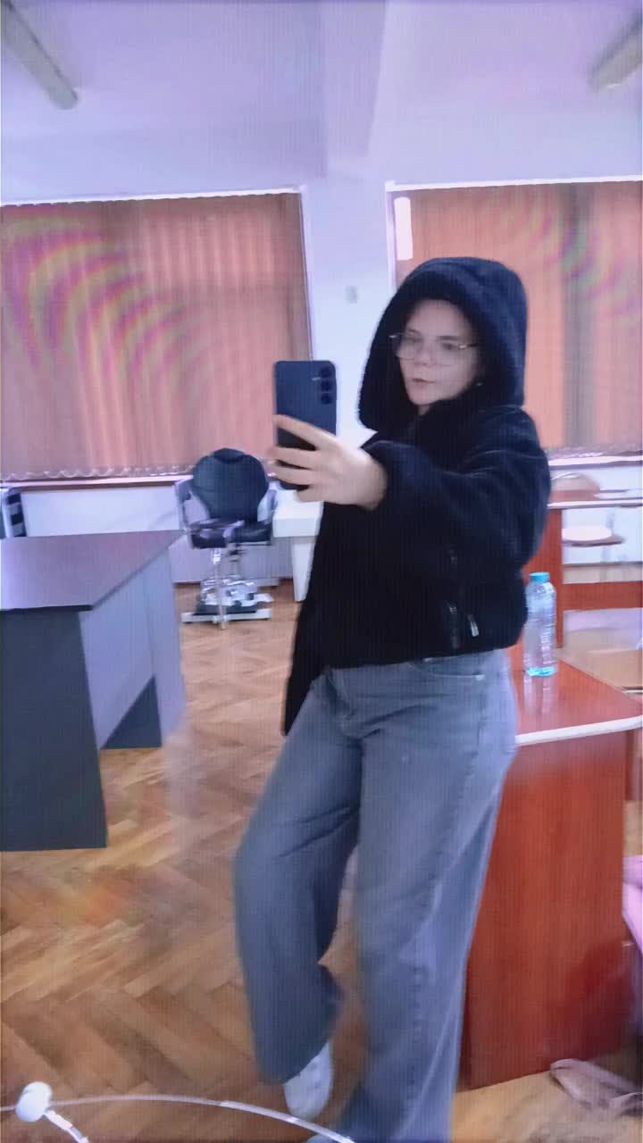 @qx.eliza