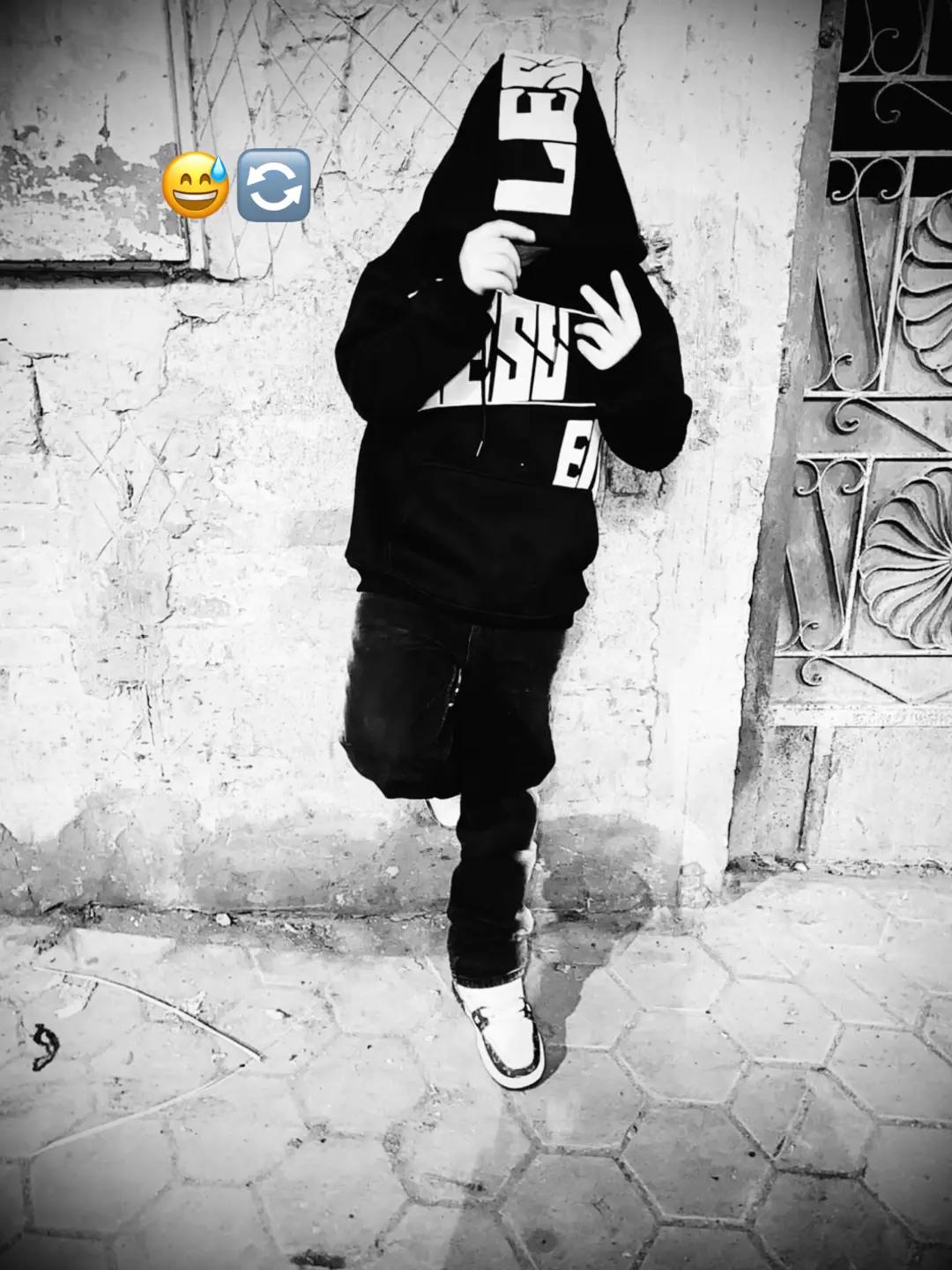 @"𝐒 𝐀 𝐅 𝐖 𝐀 𝐓🤴🏻🏅"