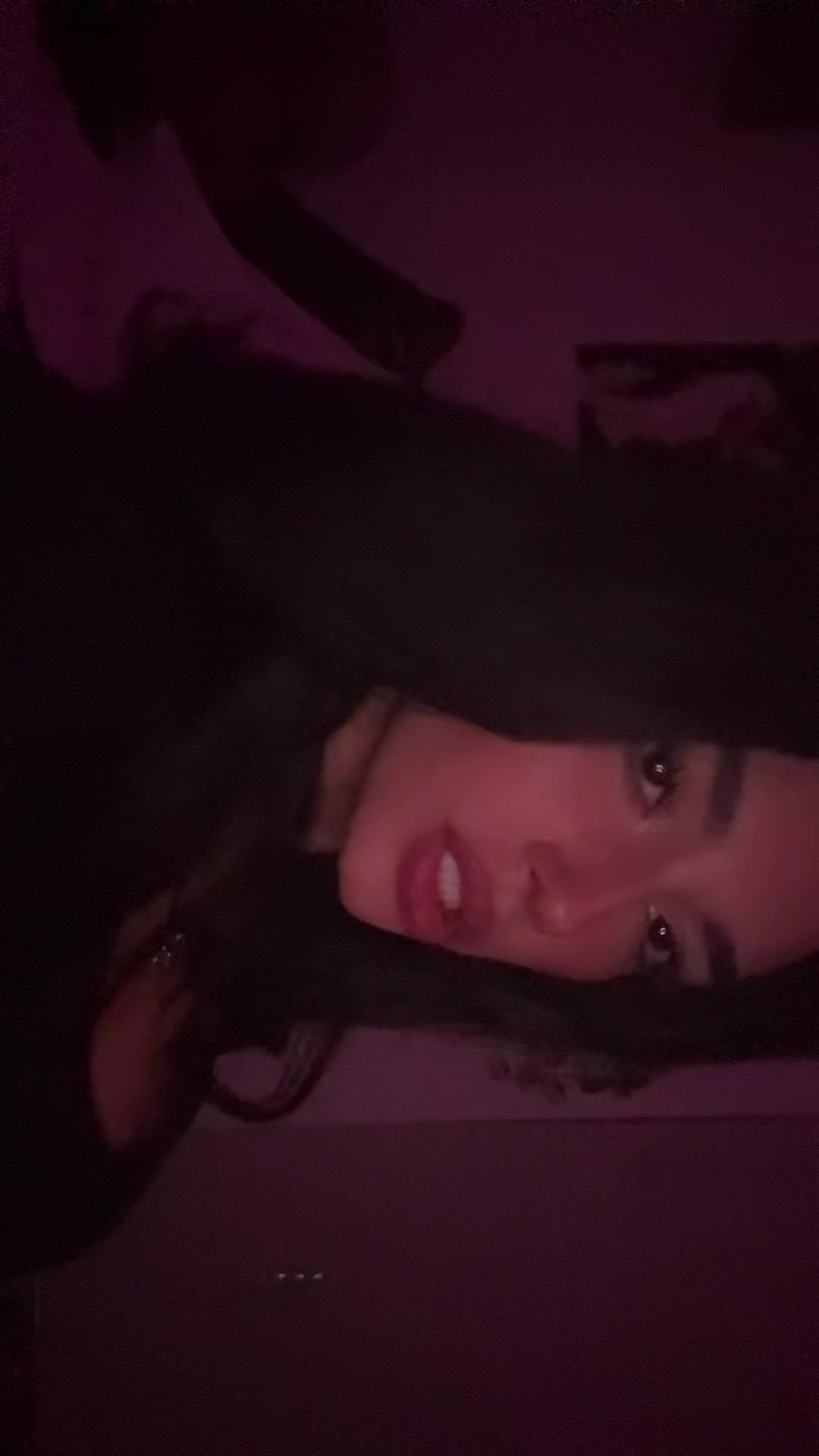 @️