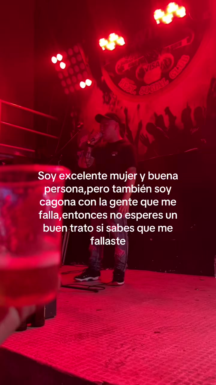 @𝒢𝑒𝓇𝒶𝓁𝒹𝒾𝓃𝑒👸🏻
