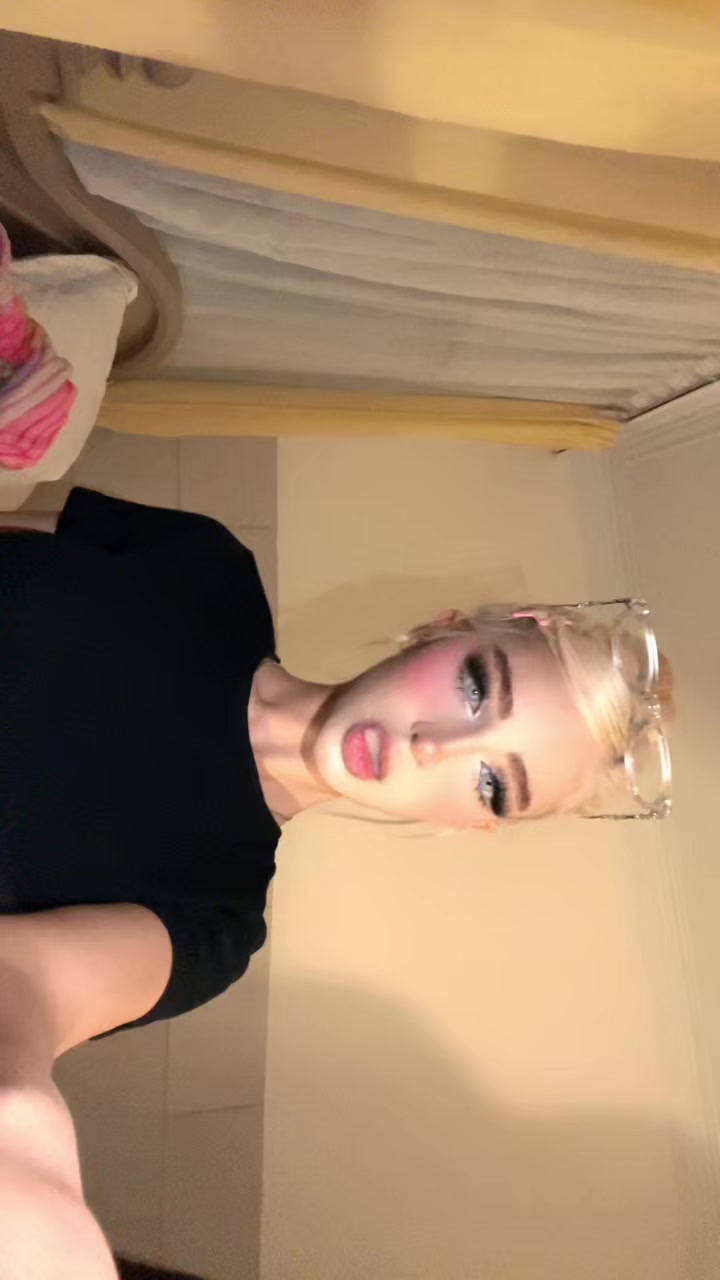 @GH