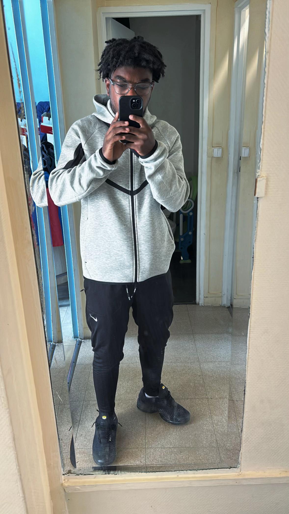 @James.95