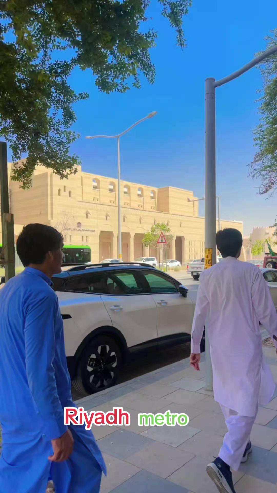 @۔M.اقبال یوسفزئی
