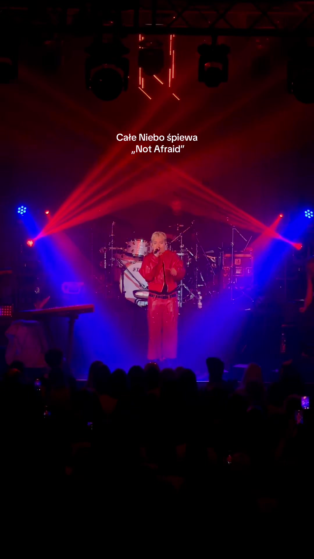 @Warner Music Poland