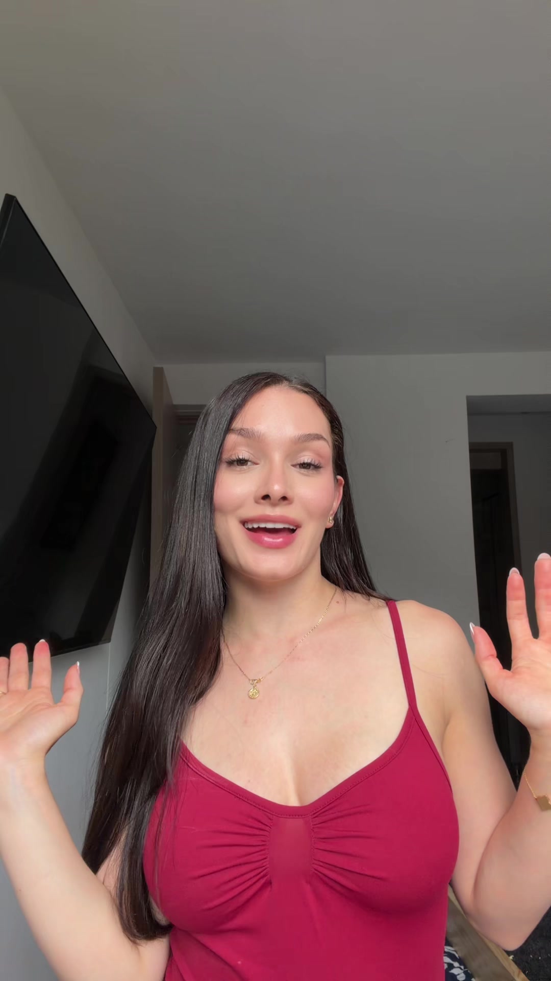 @Laura Velasquez