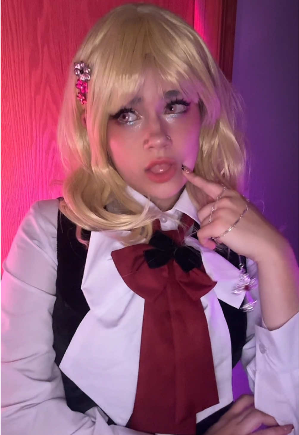 @Beeisbonkers