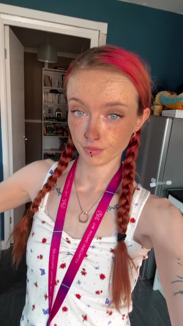 @ᴅᴀɴɪᴇʟʟᴇɴɪᴄᴏʟᴇ🍒