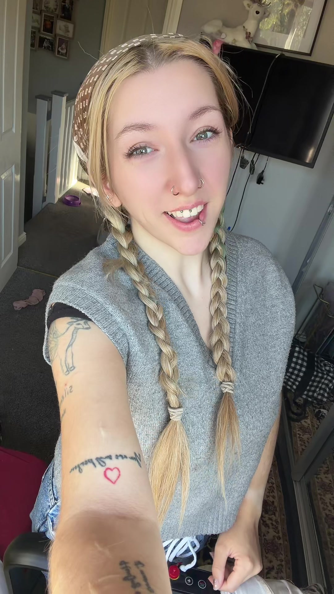 @Chloe Rose