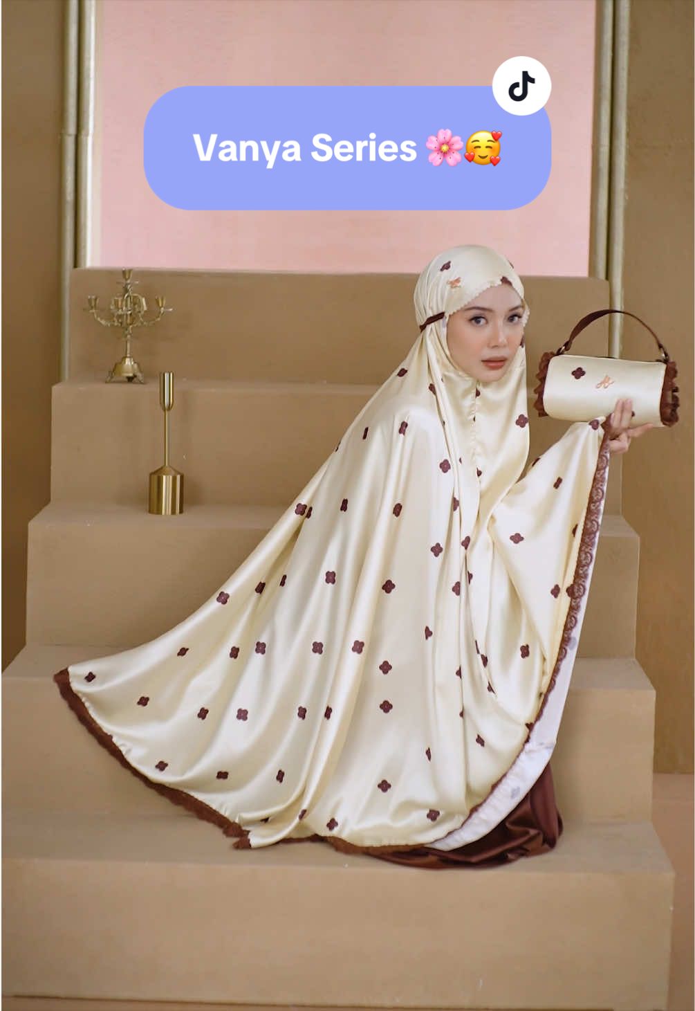 @Alluna