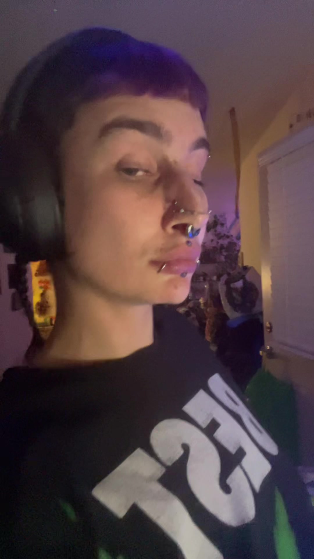 @buttcrick