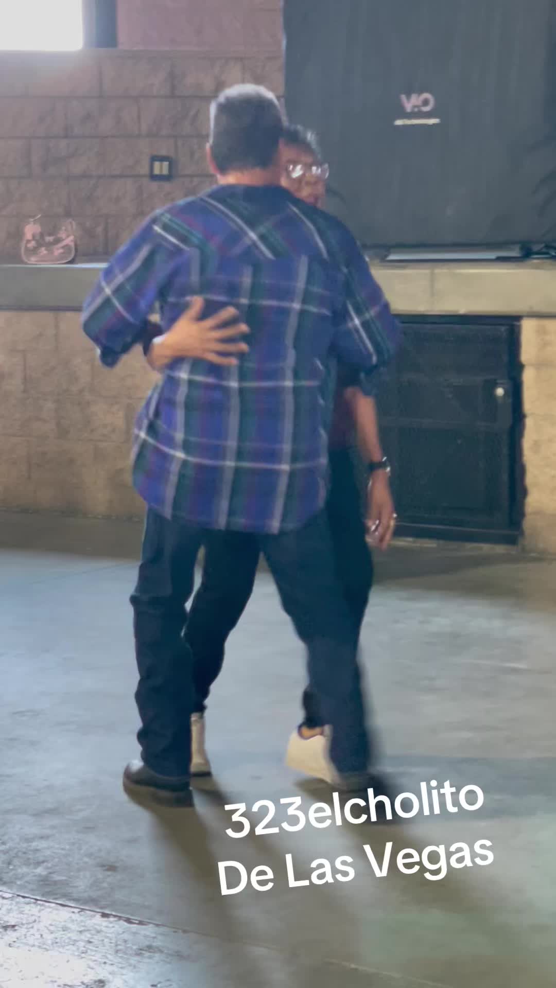@323elcholito